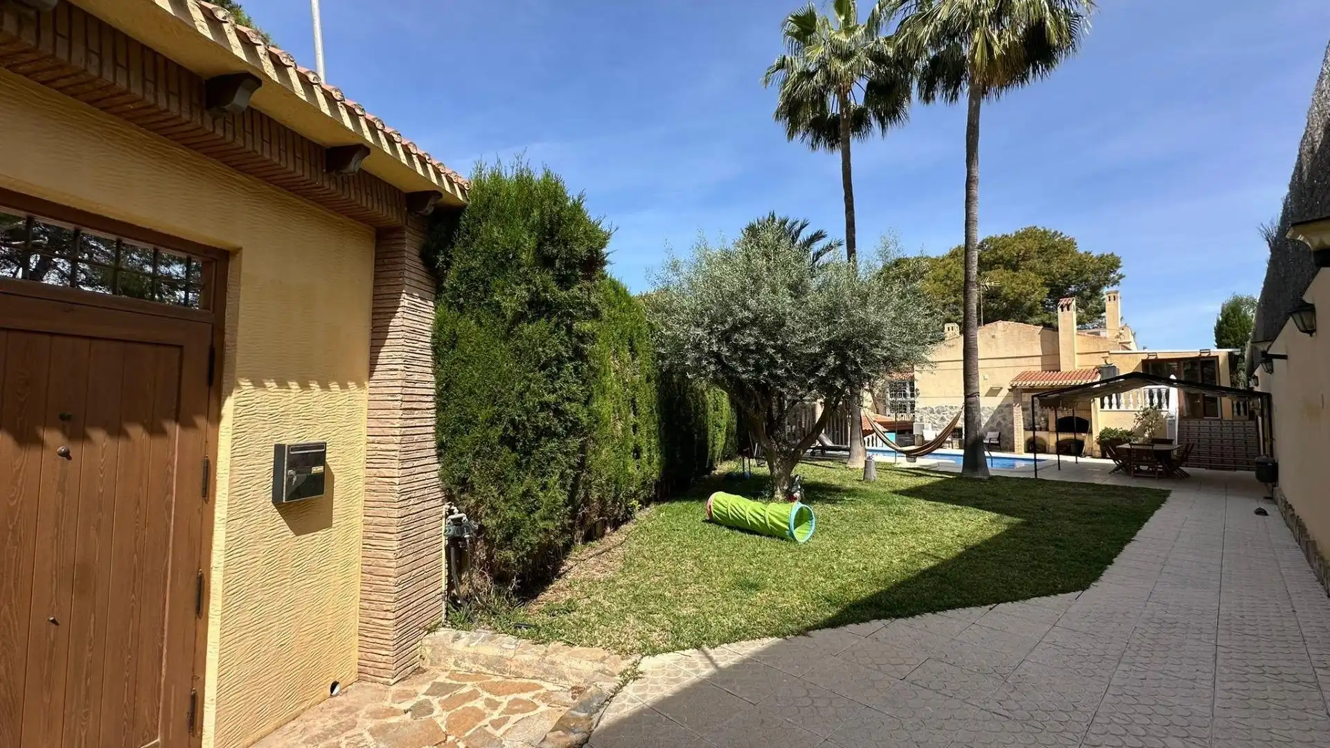 Jardín de Casa o chalet en venta en Torrevieja con Calefacción, Jardín privado y Piscina
