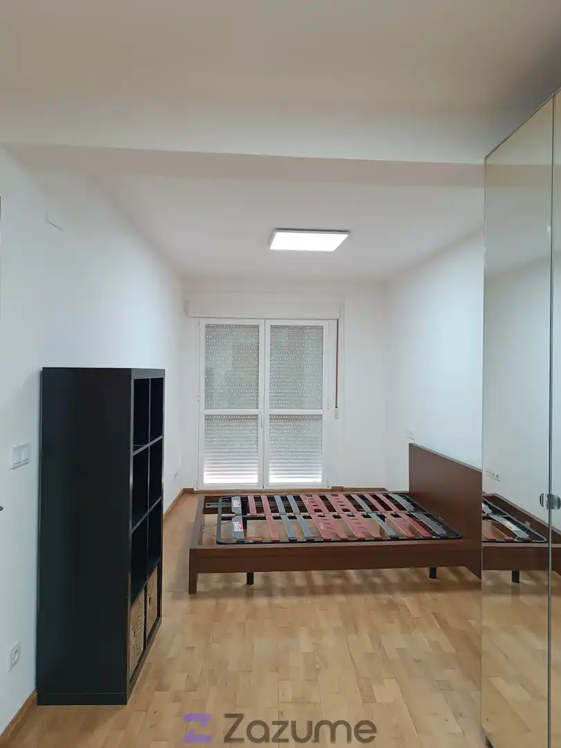Habitación de Piso de alquiler en Cascante con Aire acondicionado, Parquet y Amueblado