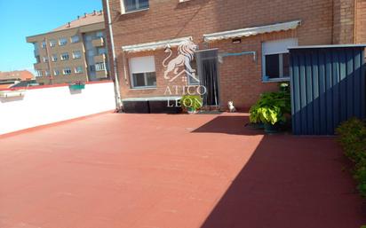 Terrassa de Pis en venda en León Capital  amb Calefacció, Terrassa i Traster