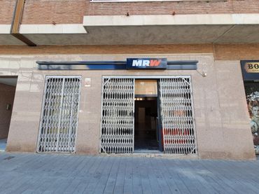 Local commercial à louer à CORNELLA