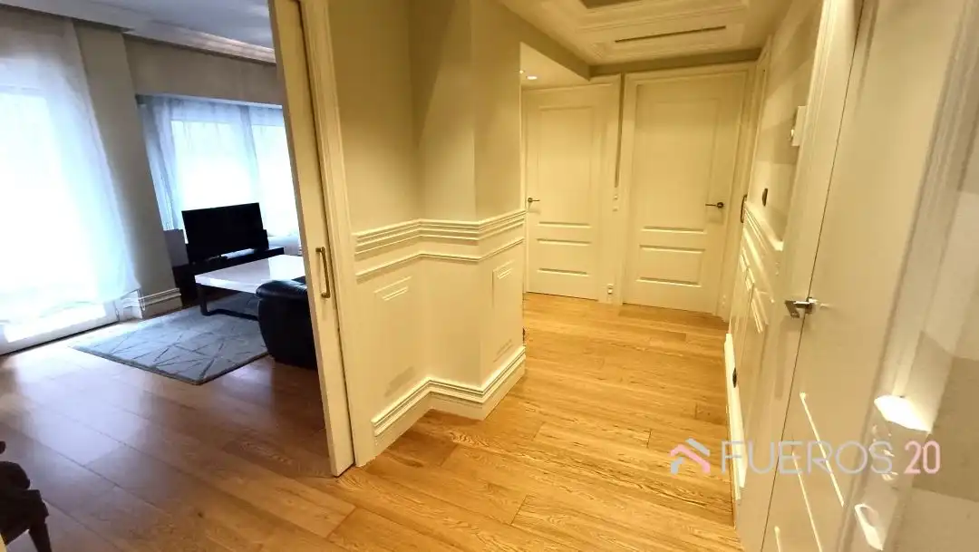 Piso en venta en Barakaldo  con Calefacción, Terraza y Balcón