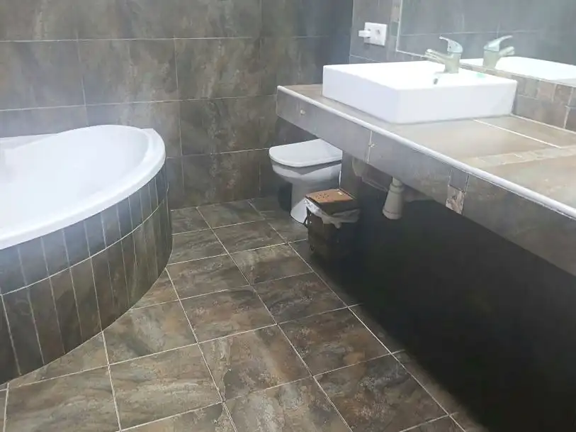 Bany de Pis en venda en Paterna amb Aire condicionat, Terrassa i Balcó