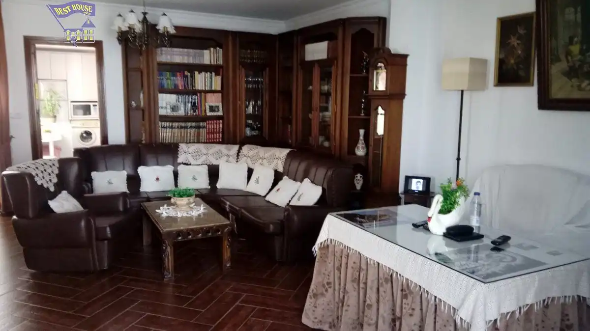 Sala d'estar de Casa o xalet en venda en Arcos de la Frontera amb Aire condicionat, Terrassa i Balcó