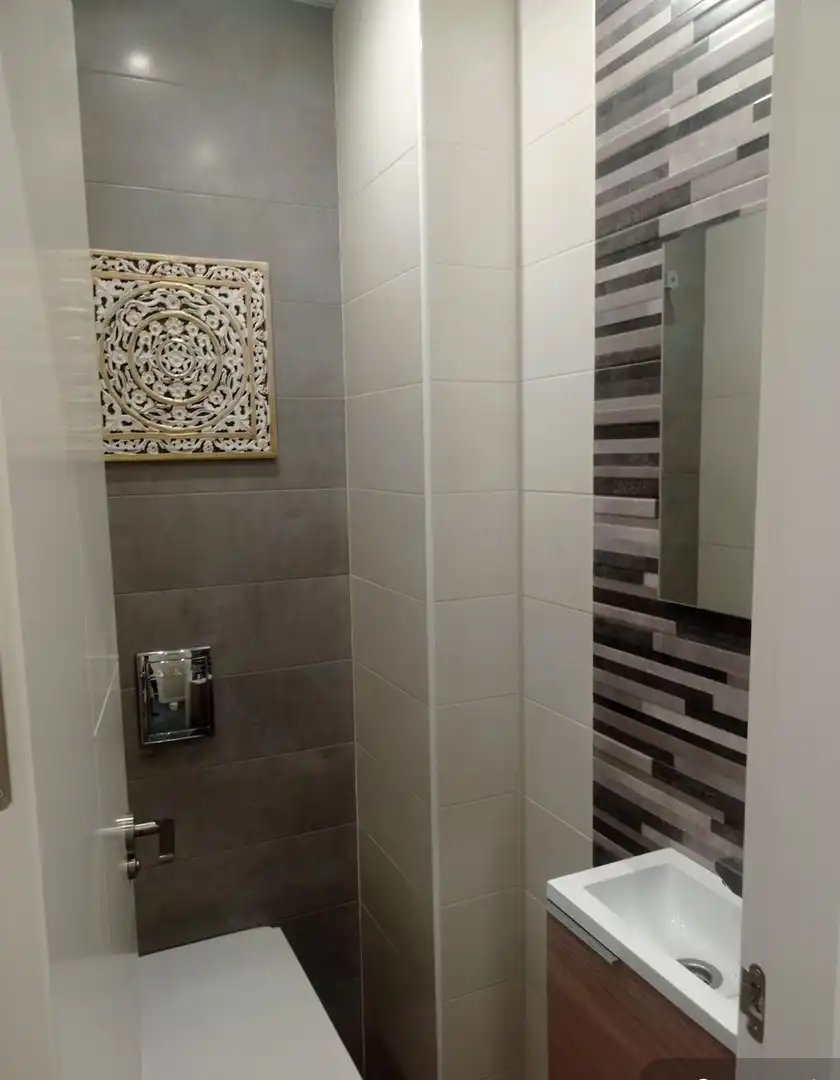 Badezimmer von Geschaftsraum zur Miete in Córdoba mit Klimaanlage