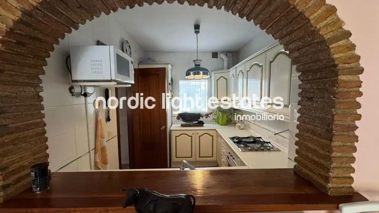 Piso con piscina en venta en La Carihuela - Los Nidos, imagen 11