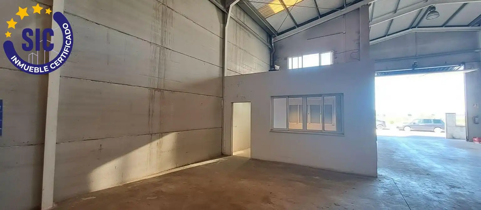 Nave industrial en venta en El Genovés