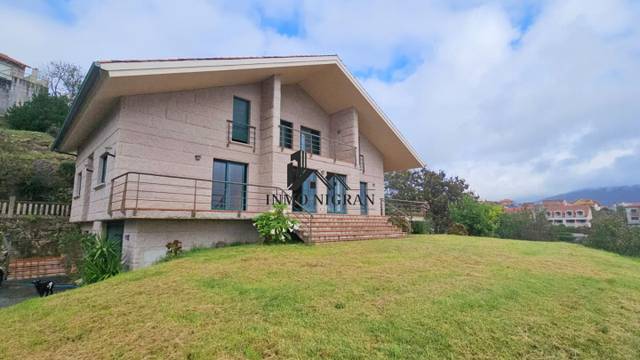Casa-chalet en Venta en Travesía da Pandiña en Moaña