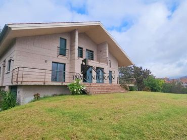 Casa con balcón en venta en Travesía da Pandiña