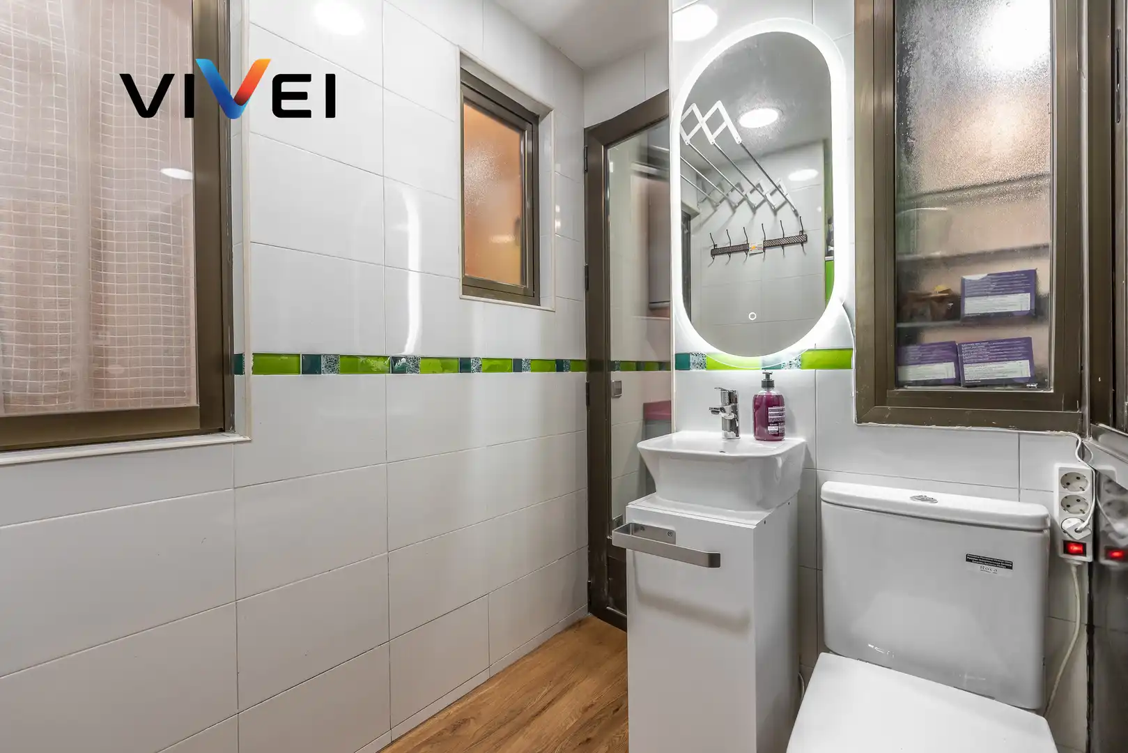 Bathroom of Flat for sale in Madrid  with Heating