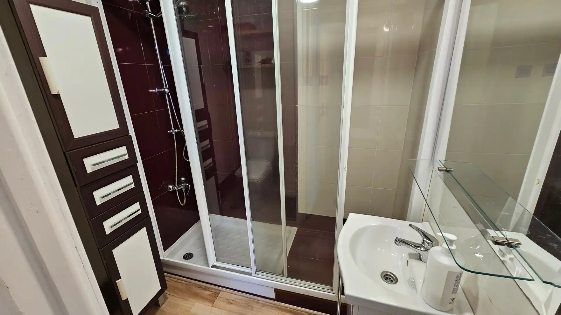 Baño de Casa adosada en venta en El Campello con Aire acondicionado, Calefacción y Jardín privado