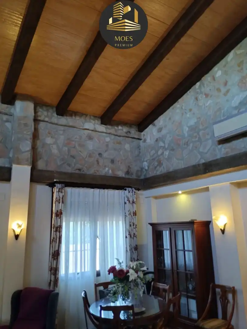 Houses for sale in Linares  with Air Conditioner, Heating and Terrace
