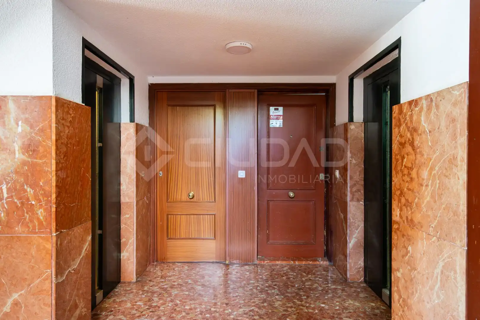 Flat for sale in Sevilla  with Balcony