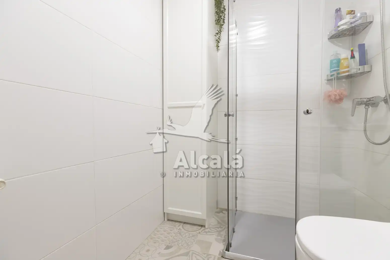 Bathroom of Flat for sale in Azuqueca de Henares  with Air Conditioner and Heating