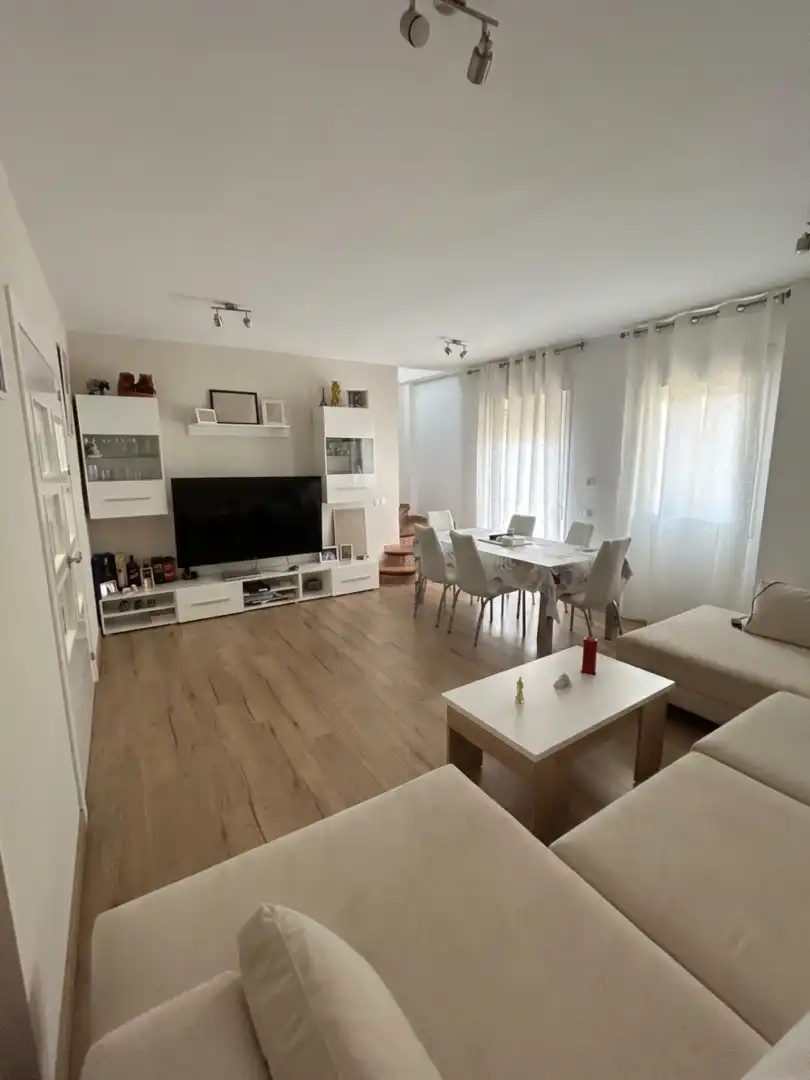 Sala de estar de Casa adosada en venta en Málaga con Aire acondicionado