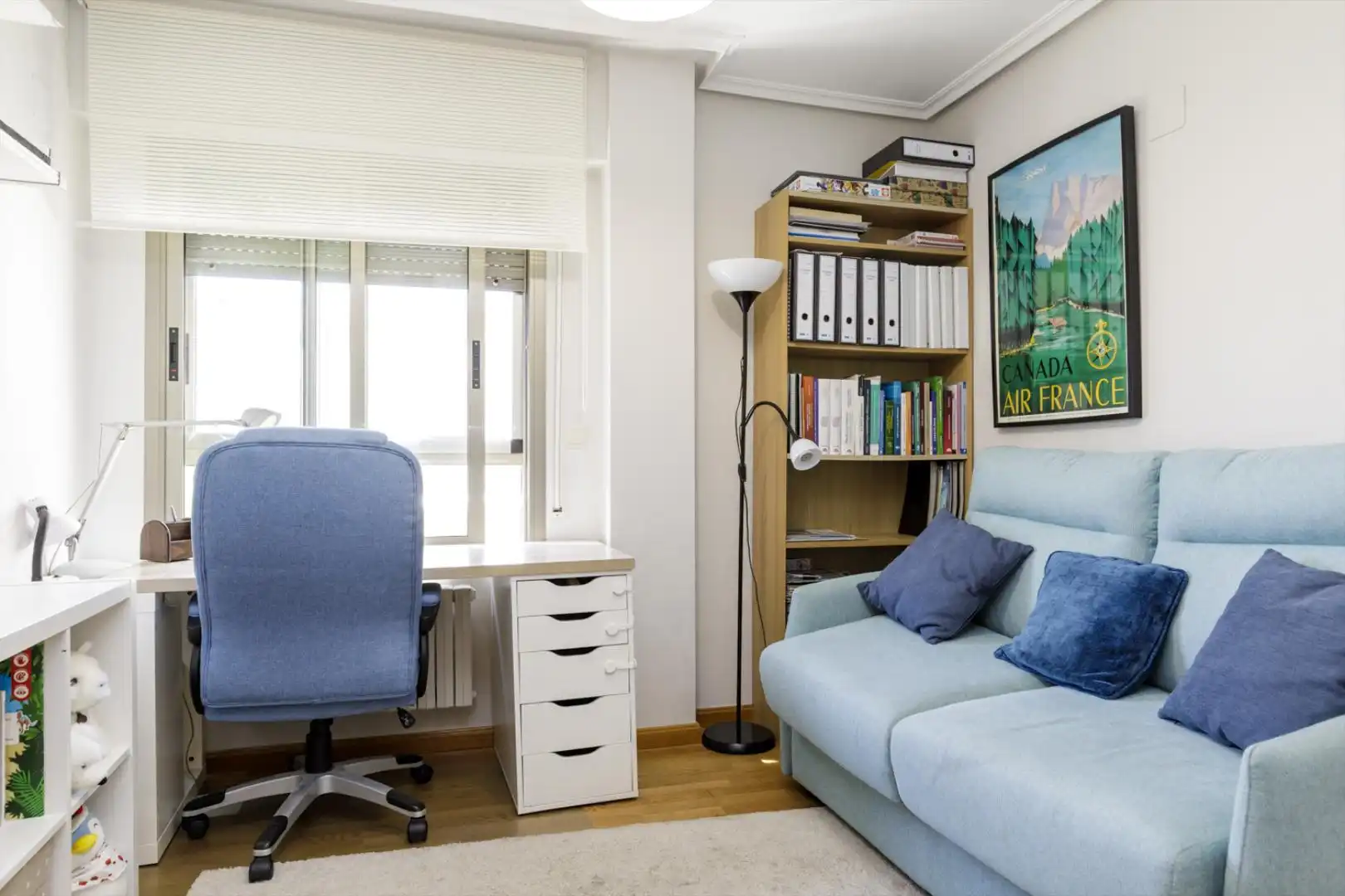 Bedroom of Flat for sale in Zaragoza  with Terrace, Storage room and Swimming Pool