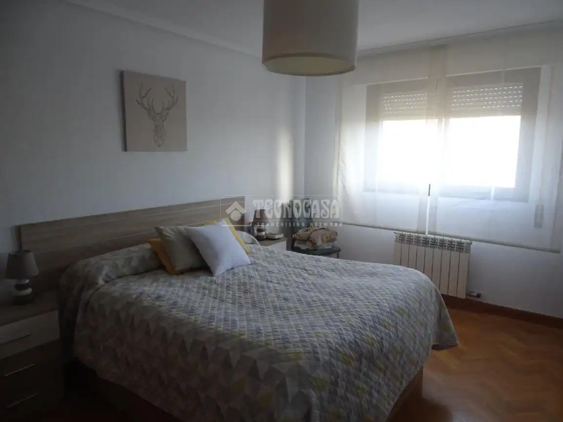 Habitación de Piso en venta en Valladolid con Aire acondicionado y Calefacción