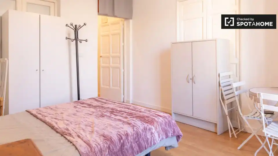 Room in Justicia - Chueca