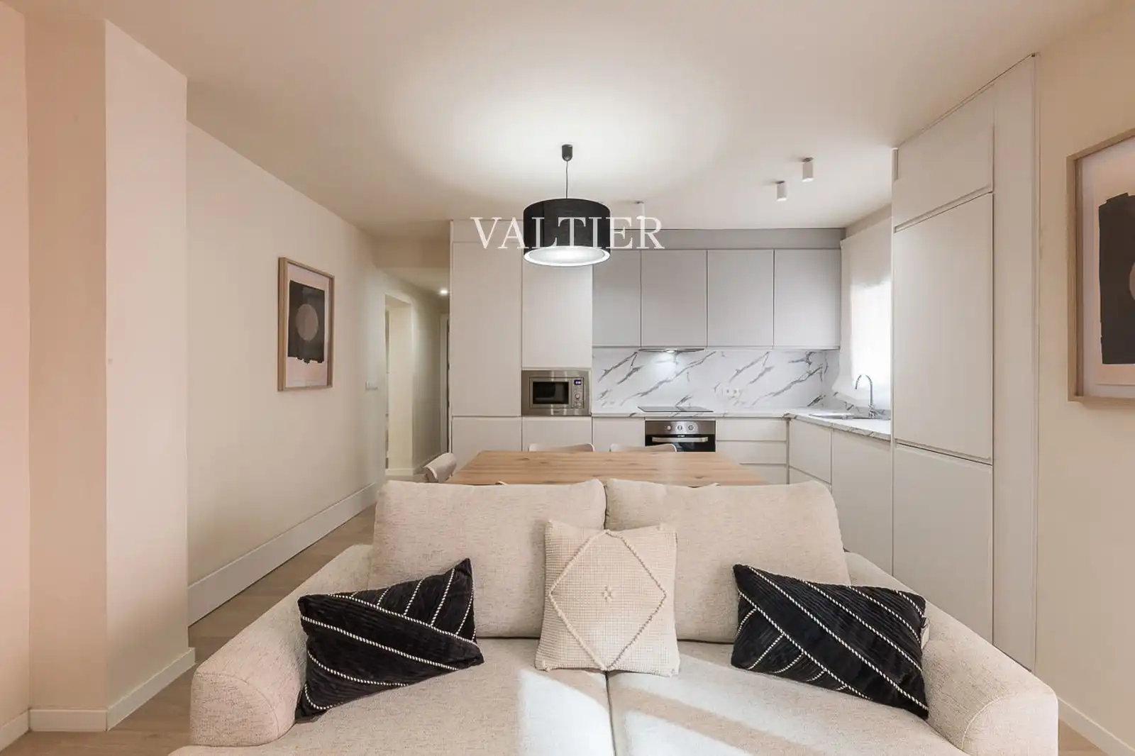 Wohnzimmer von Wohnung zur Miete in Madrid mit Klimaanlage, Terrasse und Möbliert