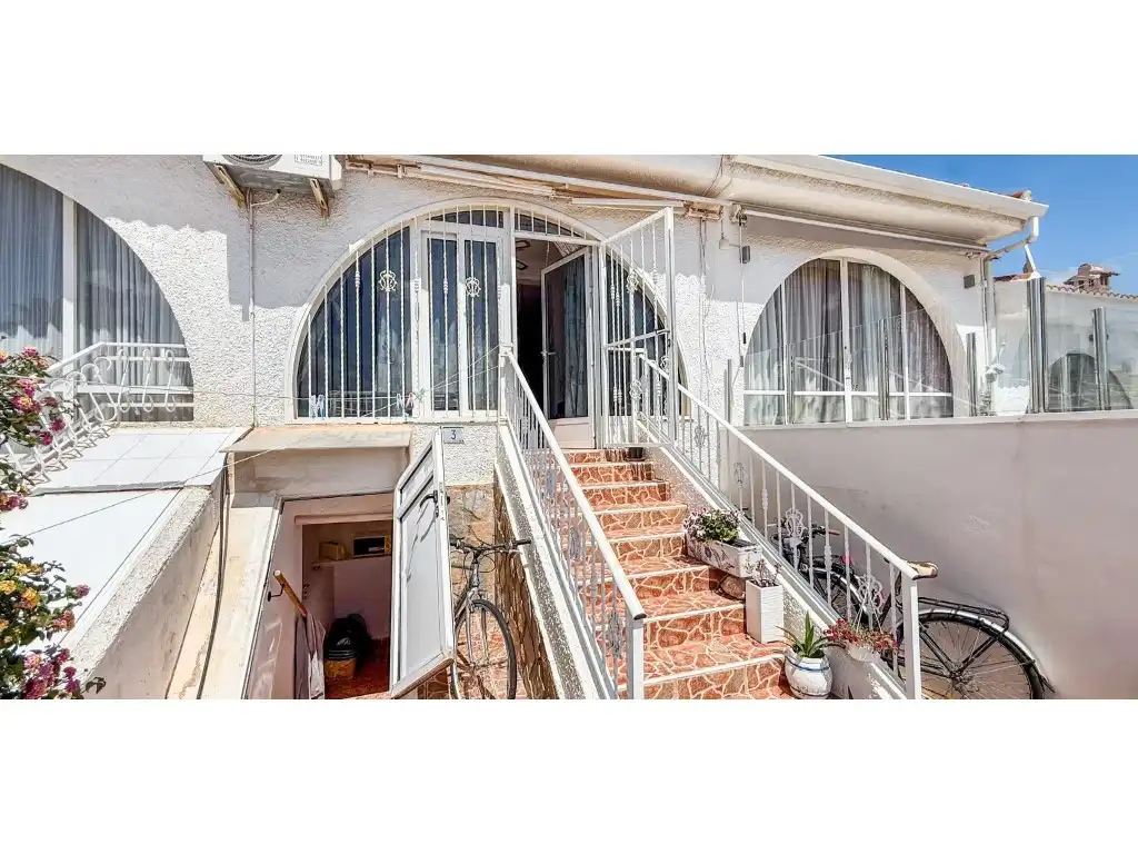 Houses for sale in Avenida Antonio Quesada, Doña Pepa