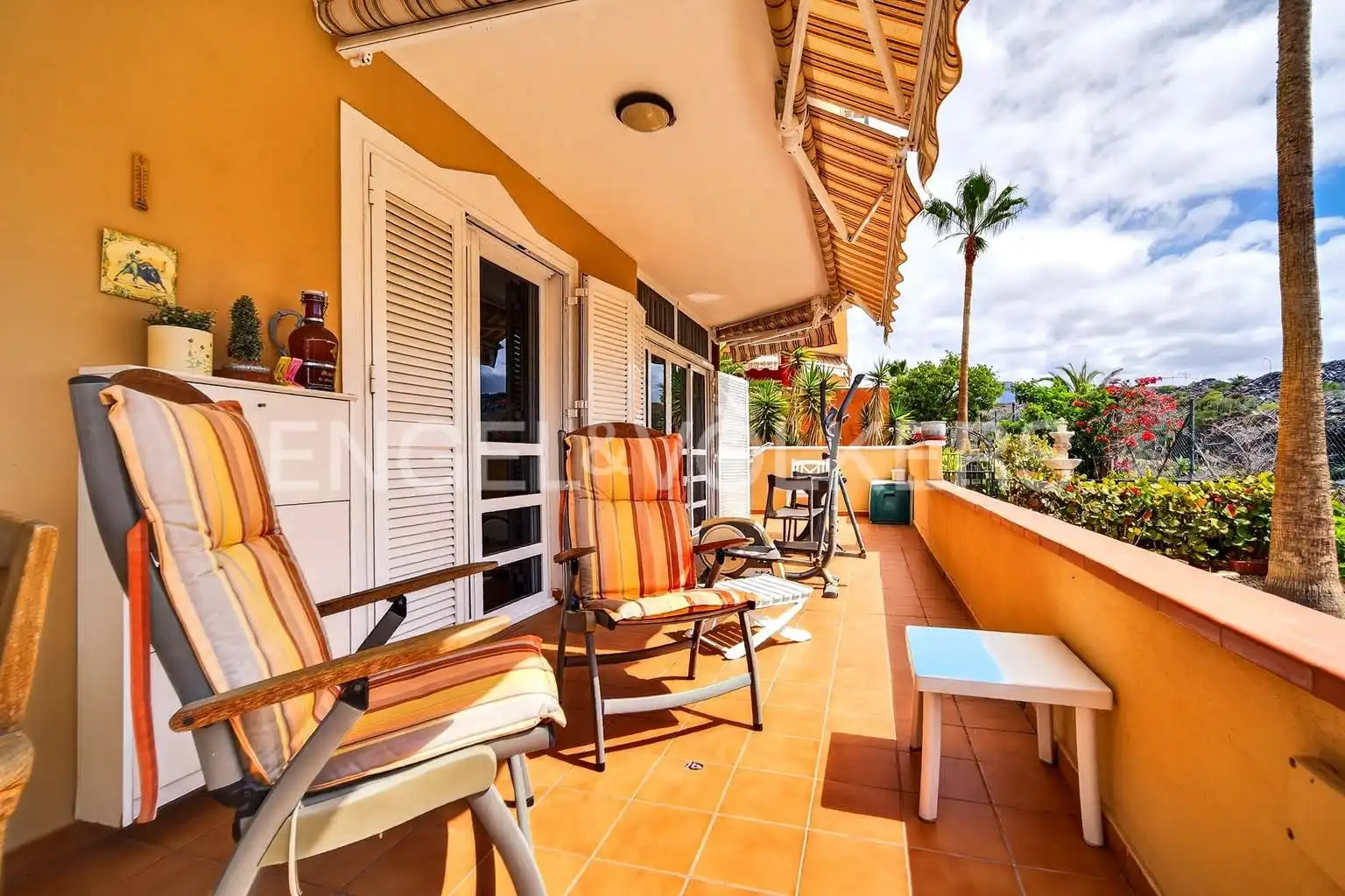 Terraza de Piso en venta en Adeje con Terraza, Piscina y Amueblado