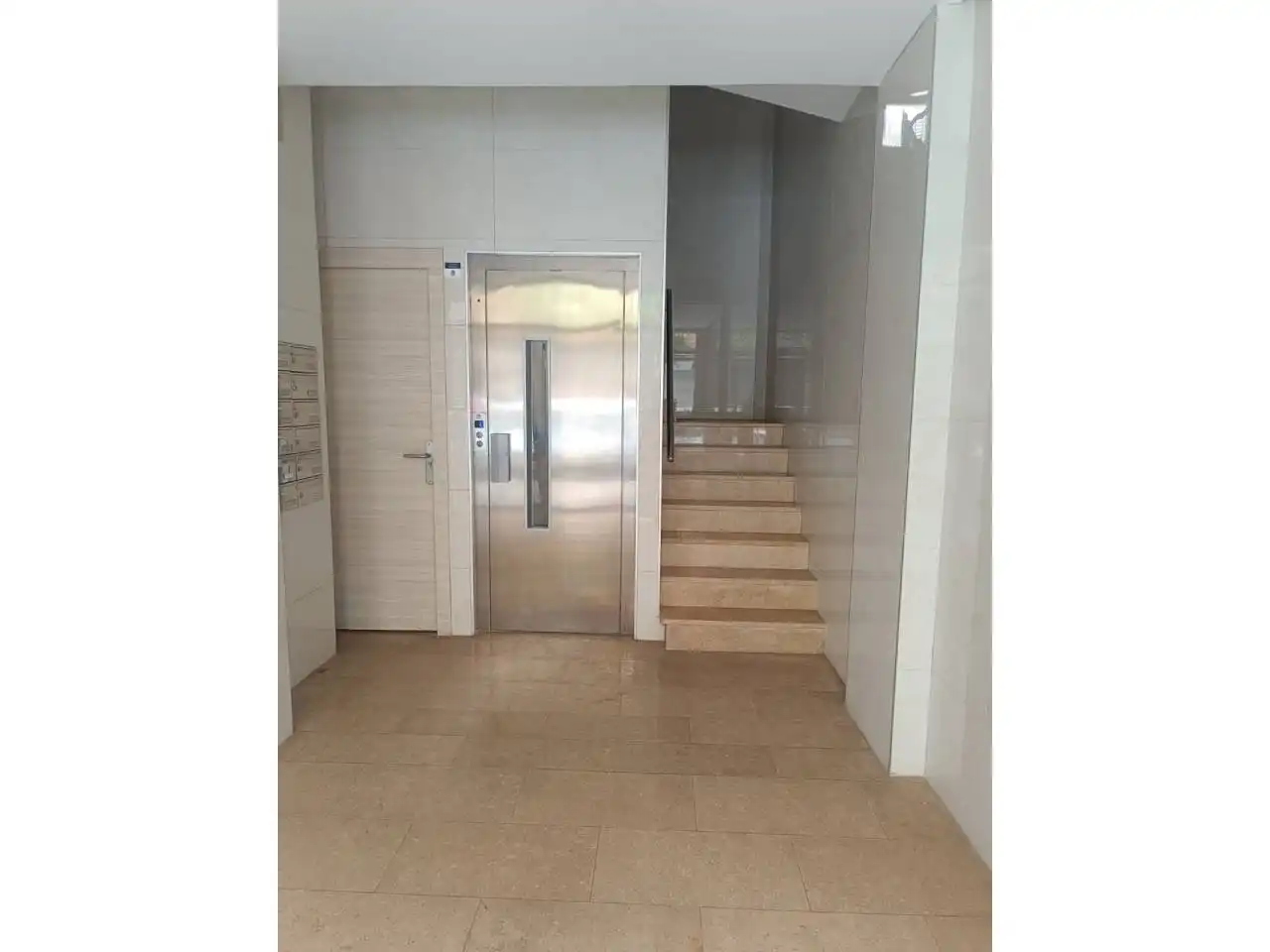 Piso en venta en Valencia con Balcón