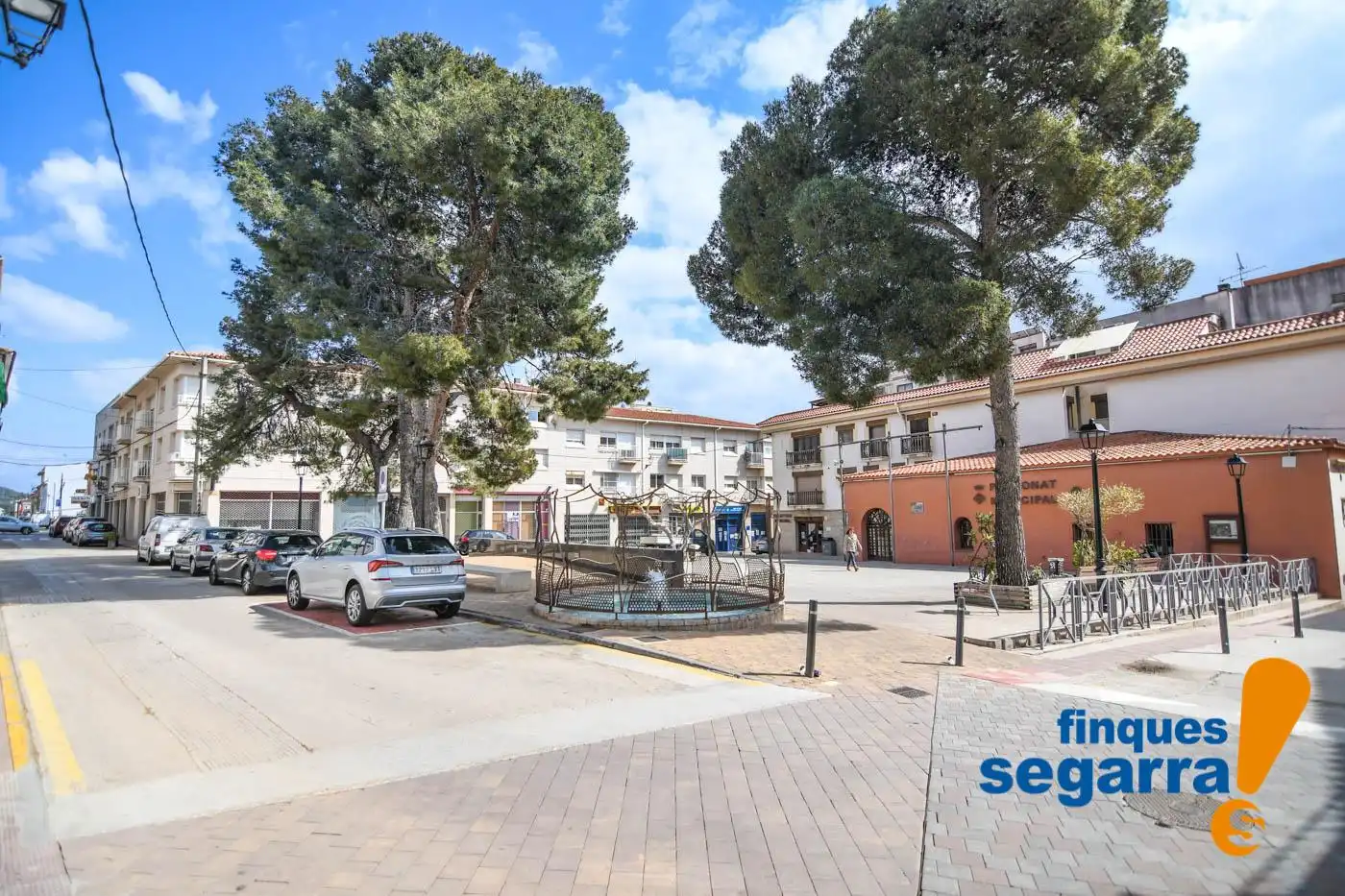 Vista exterior de Pis en venda en Roda de Berà amb Piscina comunitària