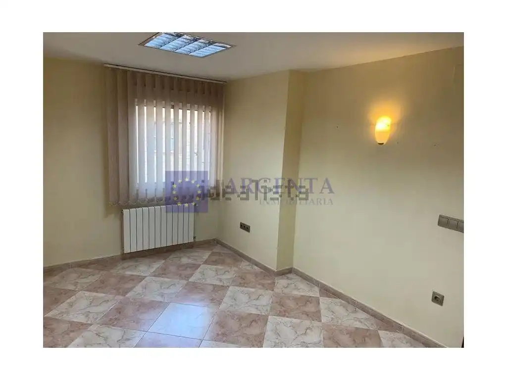 Ufficio con ascensore in affitto a Calle Gil Cordero, imagen 3
