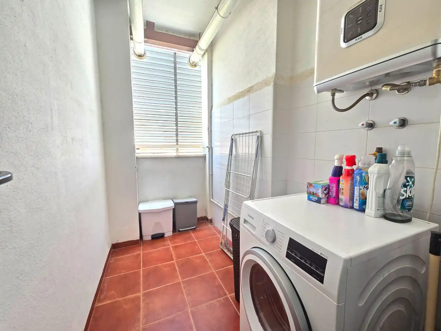 Badezimmer von Wohnung zum Verkauf in Mairena del Aljarafe mit Gemeinschaftspool