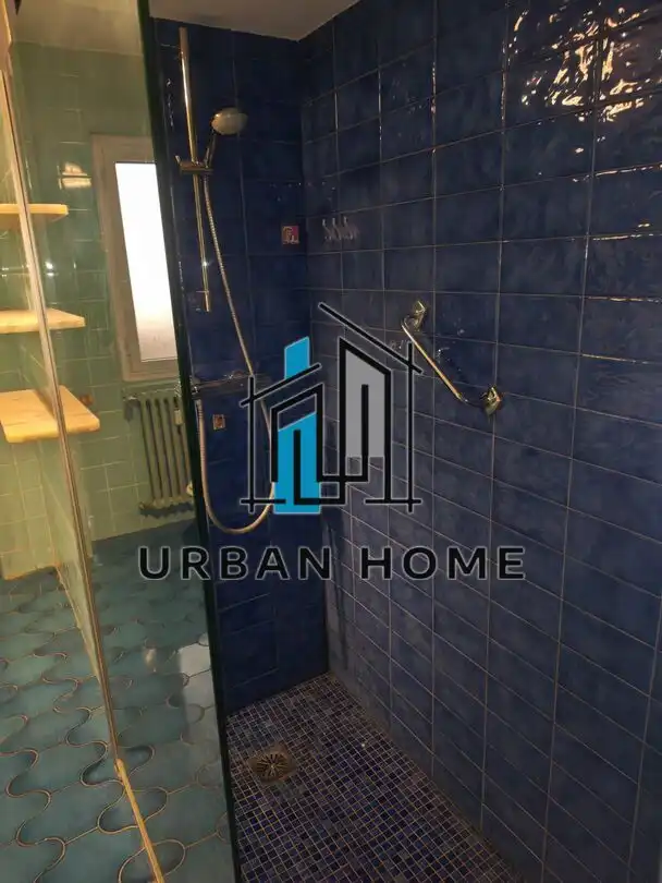 Baño de Piso de alquiler en León Capital  con Calefacción