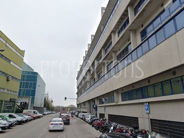 Industrial building for sale in Valdefuentes