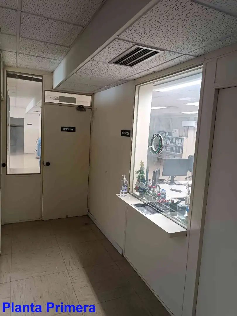 Nave industrial en venta en Derio