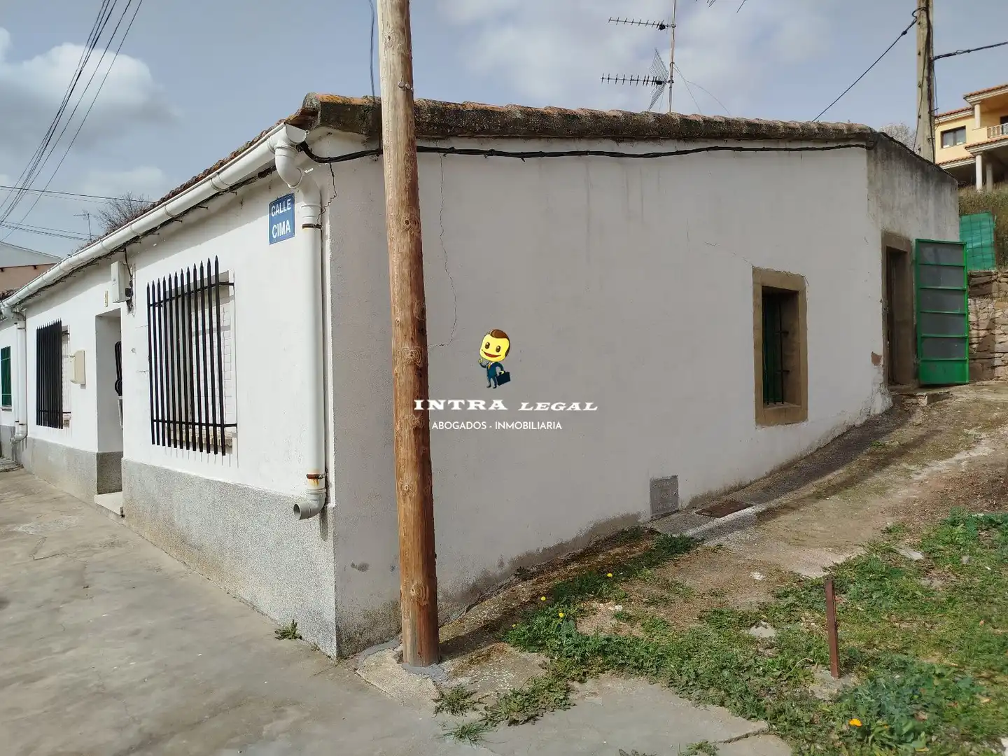 Vista exterior de Casa o chalet en venta en Matilla de los Caños del Río con Calefacción, Trastero y Piscina