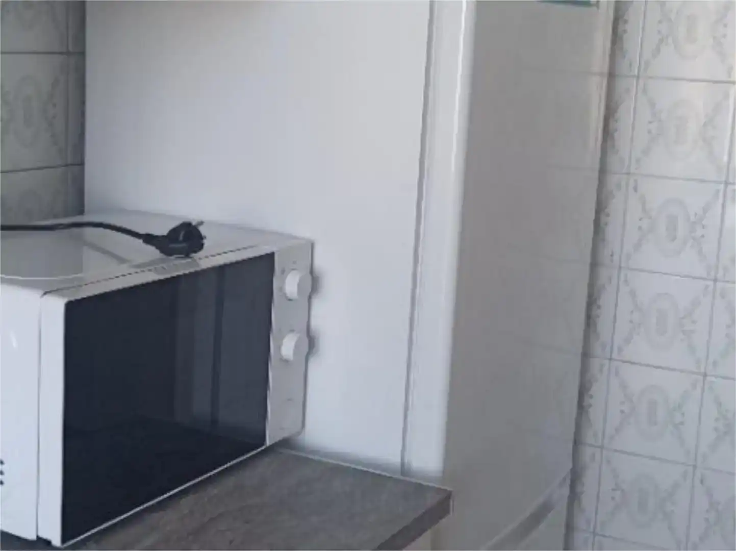 Cuina de Pis de lloguer en Ferrol amb Moblat, Forn i Rentadora