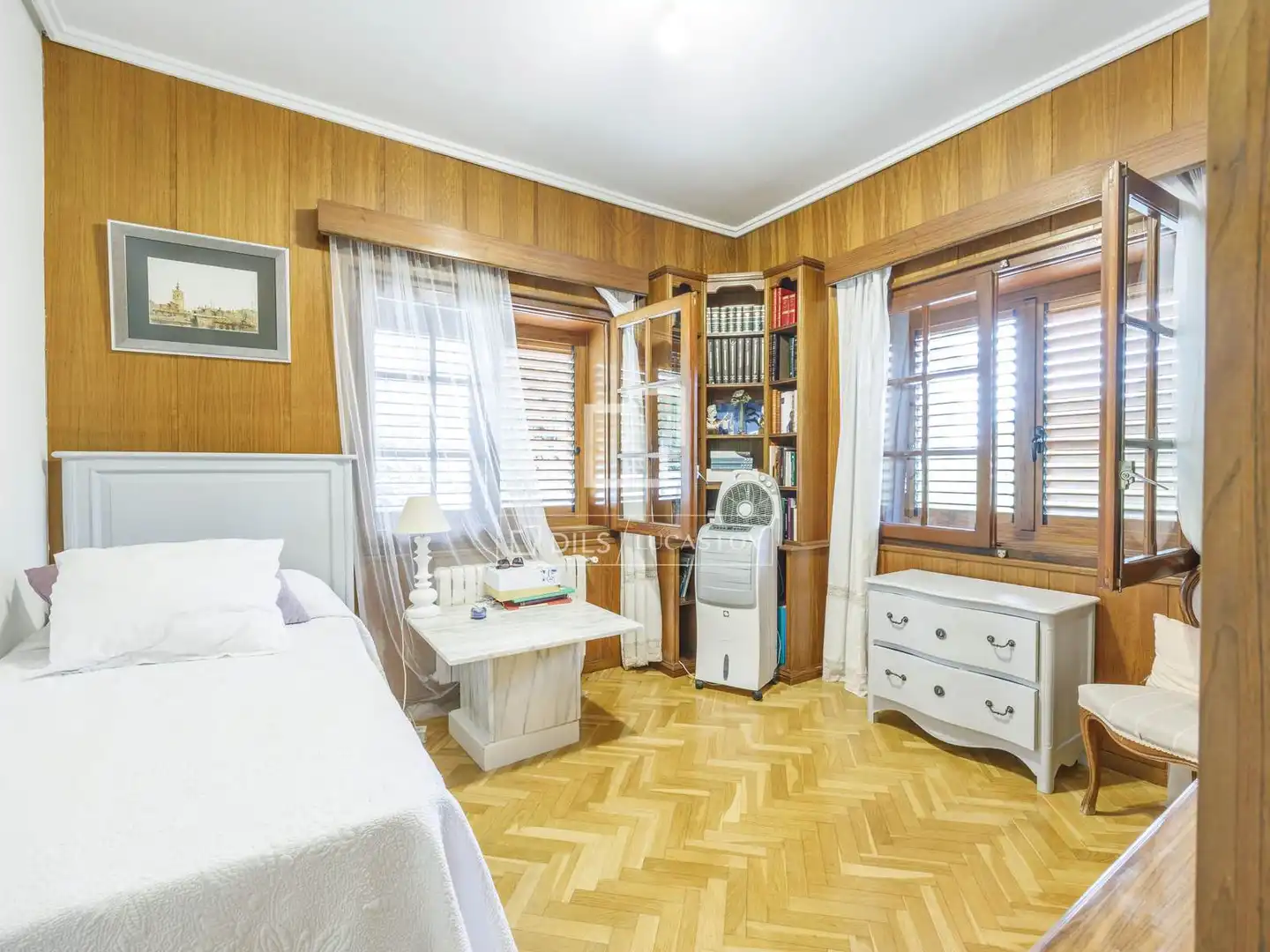 Bedroom of Houses for sale in Paterna  with Heating, Private garden and Parquet flooring