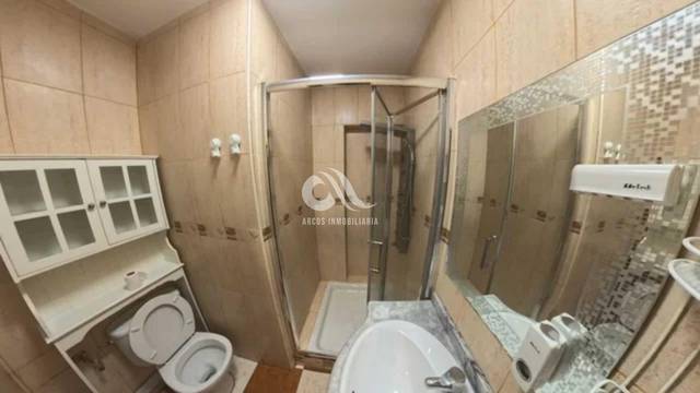 Piso en Venta en Santa Rosa - Valdeolleros