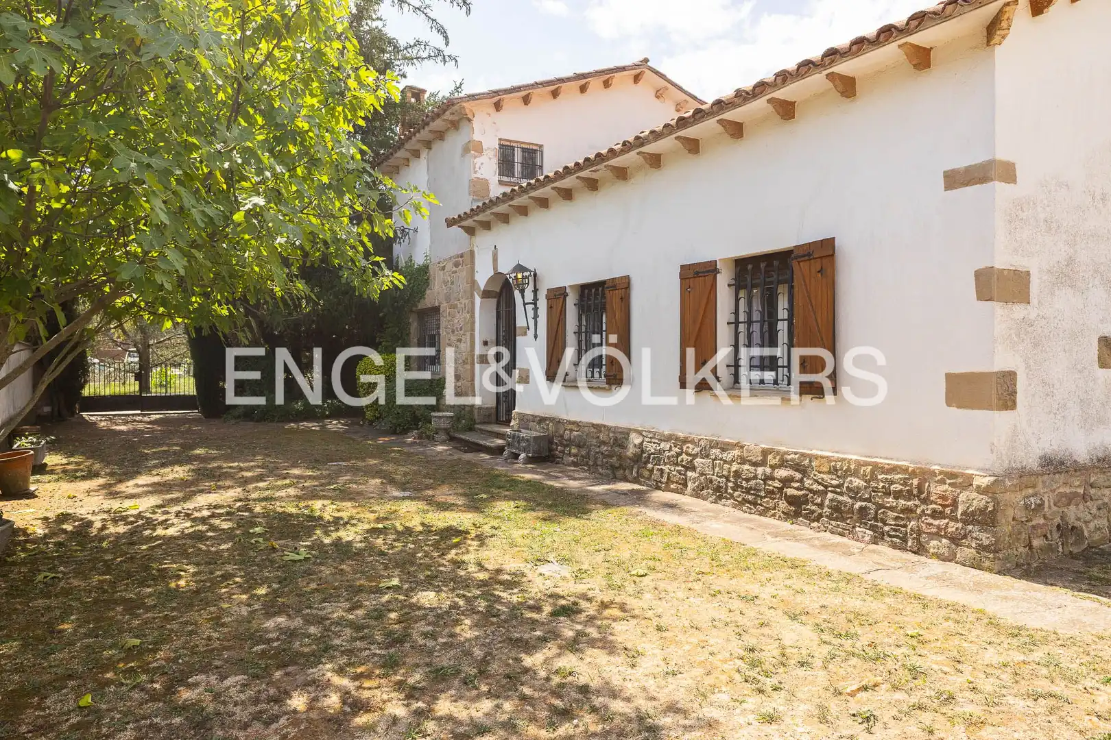 Vista exterior de Casa o xalet en venda en Tona amb Calefacció, Jardí privat i Piscina