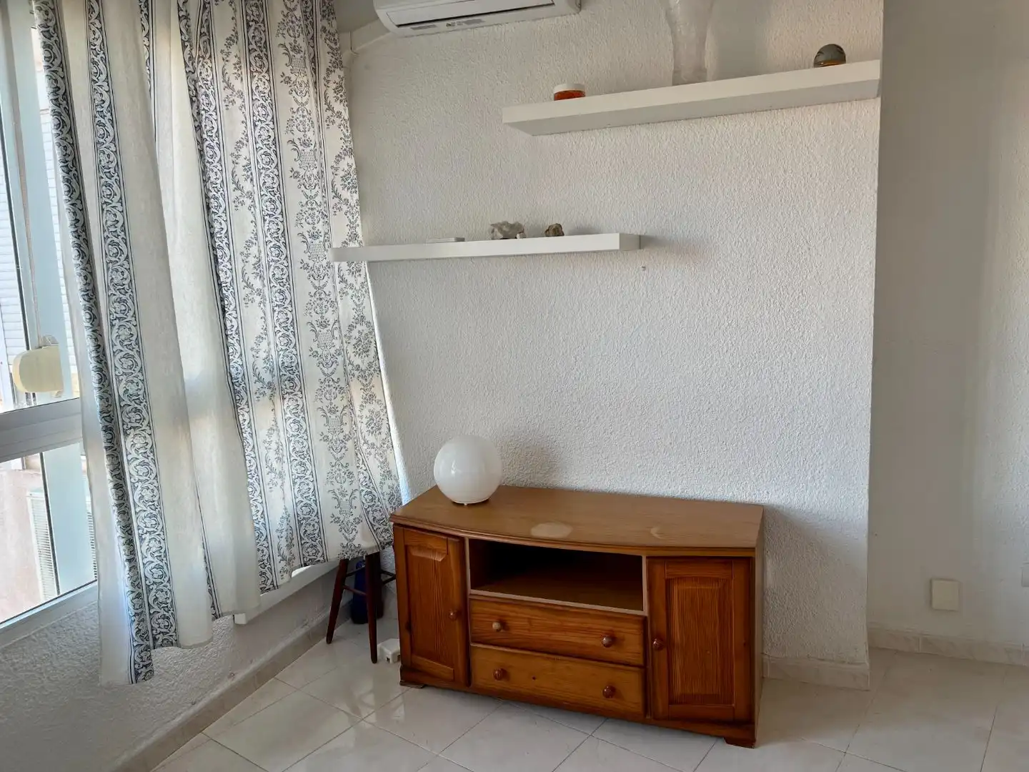 Schlafzimmer von Wohnungen zur Miete in La Colina
