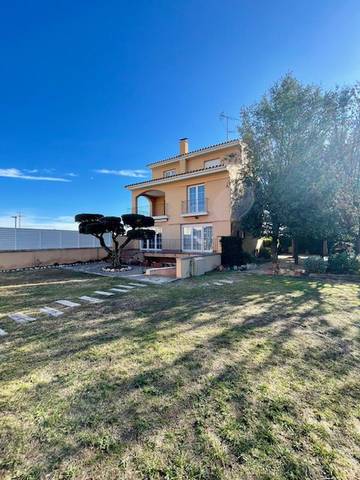 Casa-chalet en Venta en Olèrdola