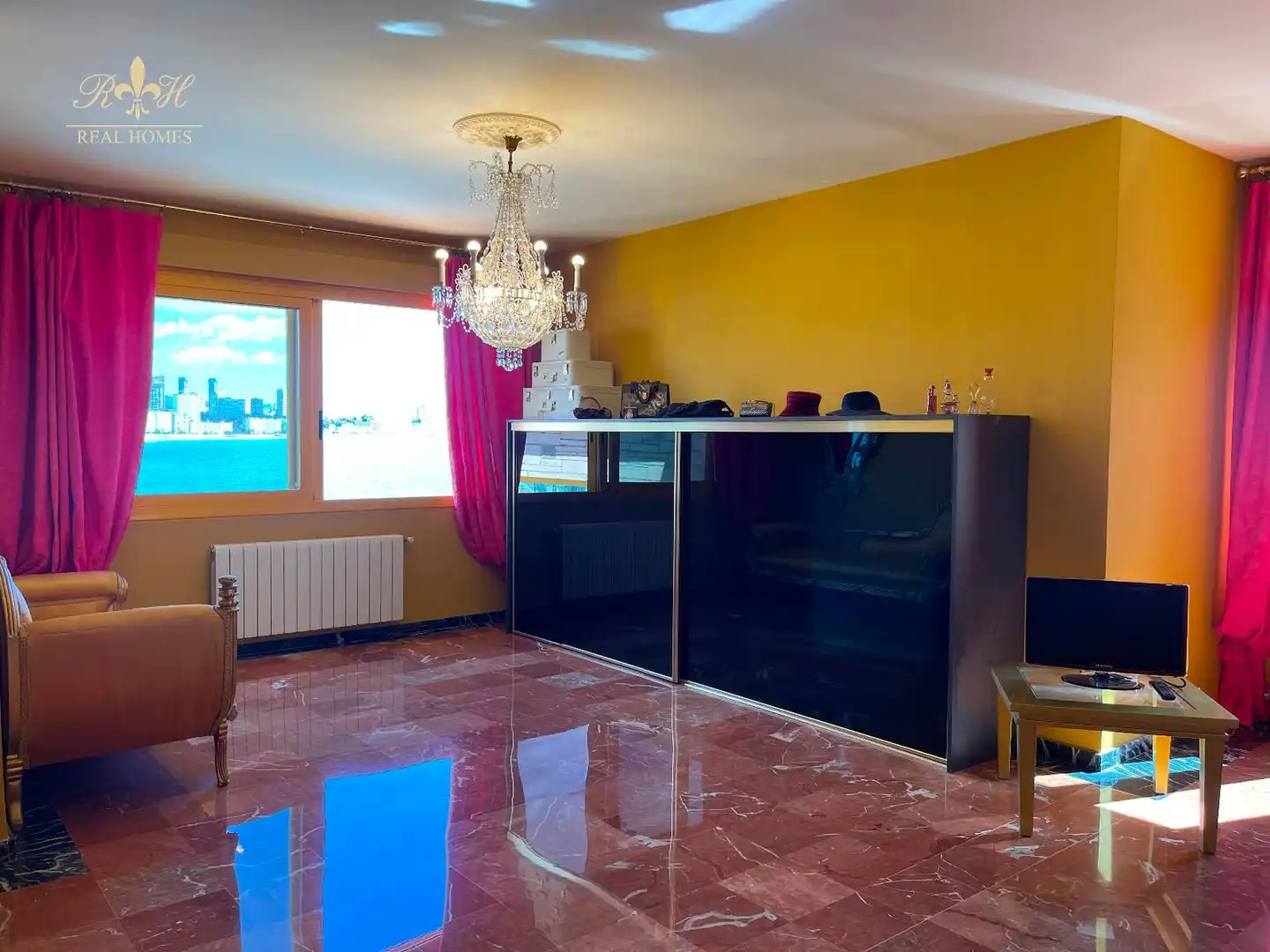 Houses for sale in Benidorm  with Air Conditioner and Terrace