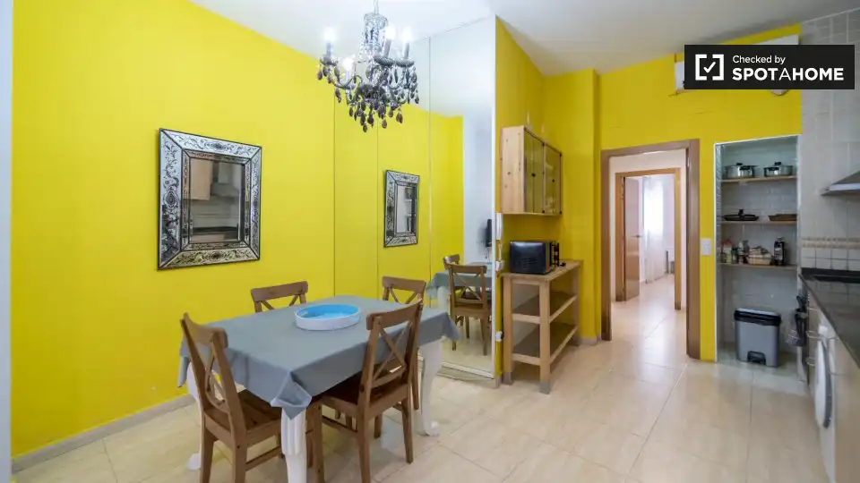 Appartamento con terrazza in affitto a L'Eixample, imagen 13