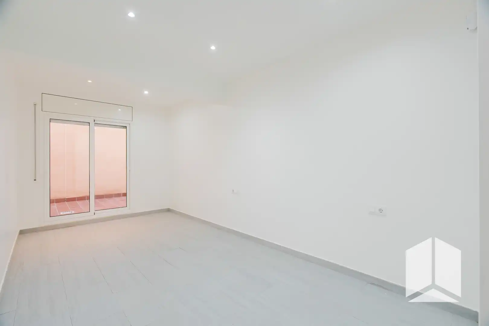 Erdgeschosswohnung mit Aufzug zum Verkauf in Castell - Poble Vell, imagen 9