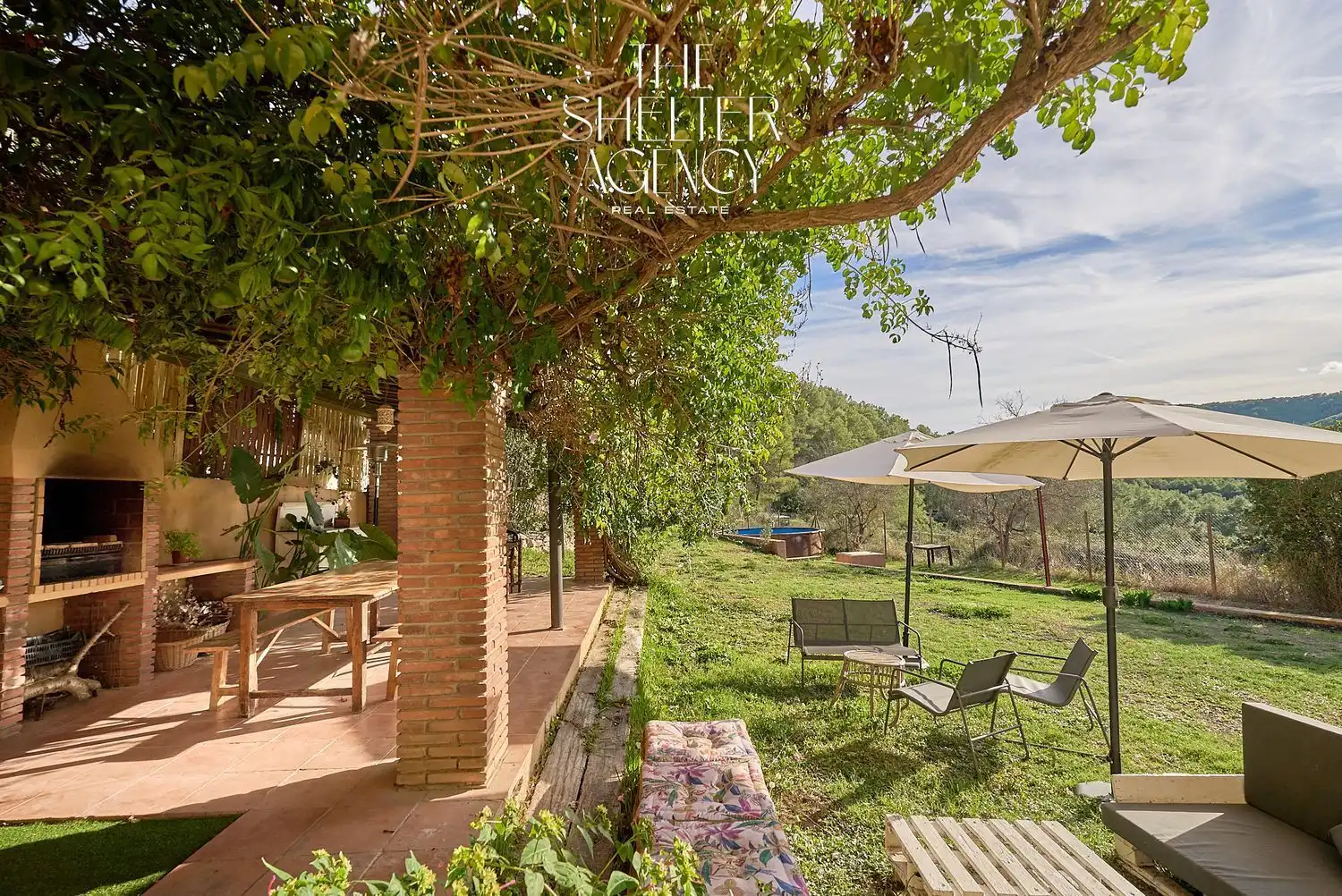 Jardín de Finca rústica en venta en Sant Pere de Ribes con Aire acondicionado, Jardín privado y Piscina comunitaria