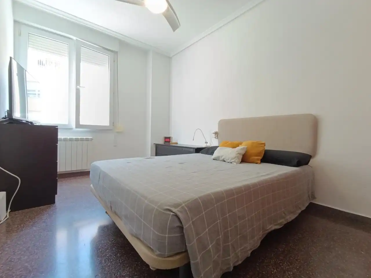 Habitación de Piso en venta en Ibi con Calefacción y Amueblado