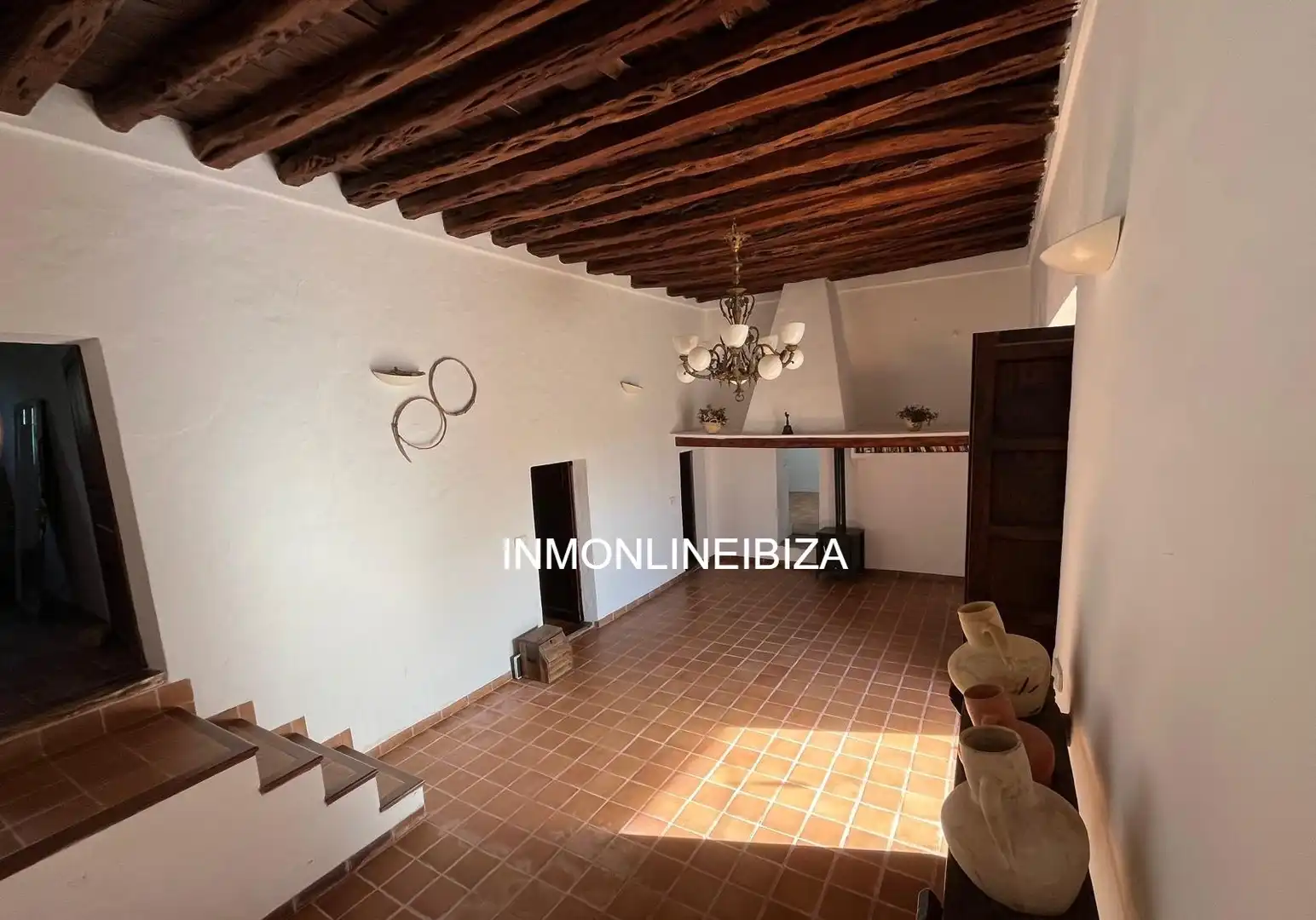 Haus oder Chalet zur Miete in Sant Joan de Labritja mit Privatgarten, Terrasse und Schwimmbad