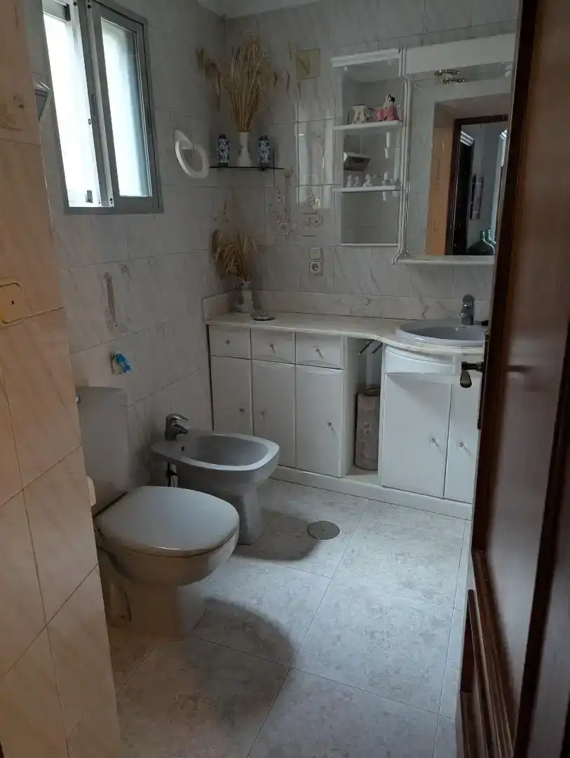 Baño de Planta baja en venta en La Roda, Albacete