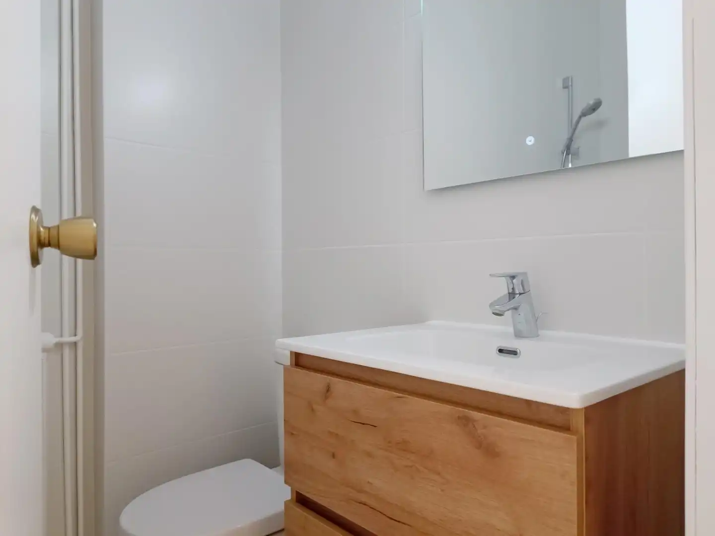 Badezimmer von Wohnung zum Verkauf in Tarragona mit Klimaanlage, Heizung und Terrasse