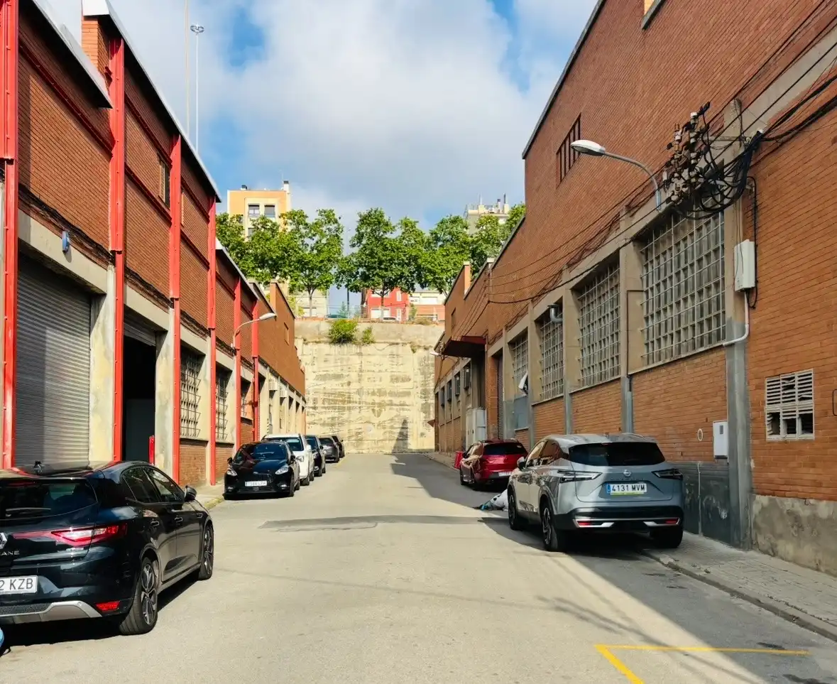 Industrial building to rent in Carrer del Miño, imagen 4