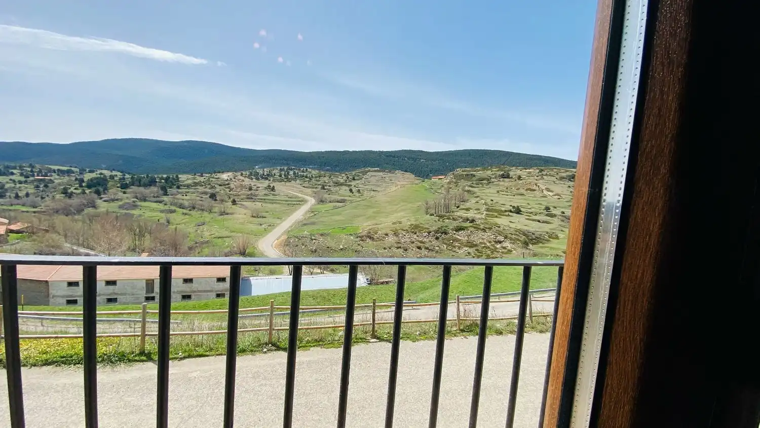 Exterior view of Houses for sale in Valdelinares  with Storage room