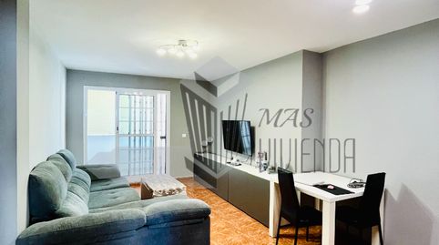 Foto 2 de Piso en venta en Calle el Greco, Mondejar - Junquillos, La Línea de la Concepción