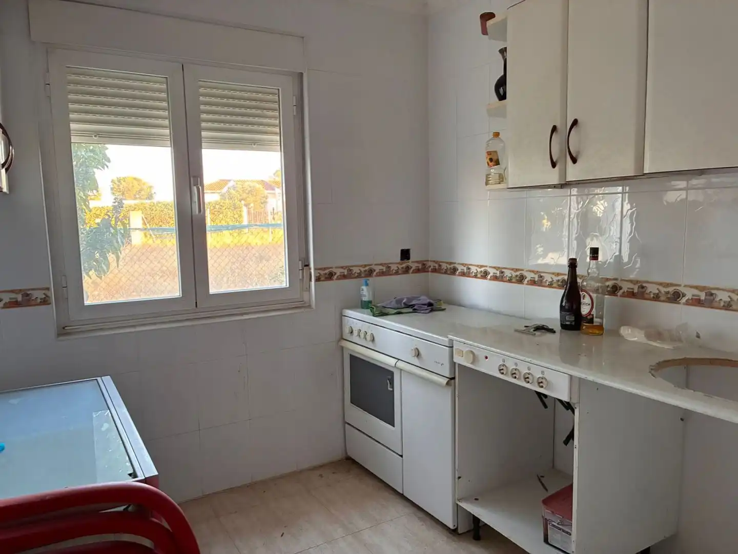 Cuina de Casa o xalet en venda en Calvarrasa de Arriba amb Calefacció i Terrassa